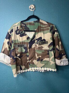 Vintage Cropped Daisy Army Jacket